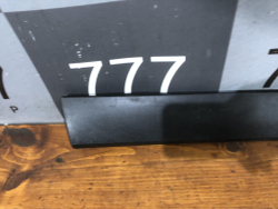 Накладка двери передней левой Kia Rio 4 X-Line 17-нв Б/У Оригинал 87713H0500