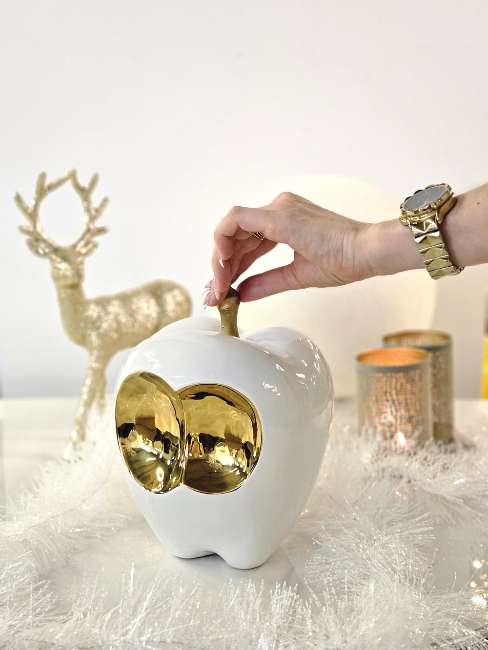 Статуэтка Apple decoration-White