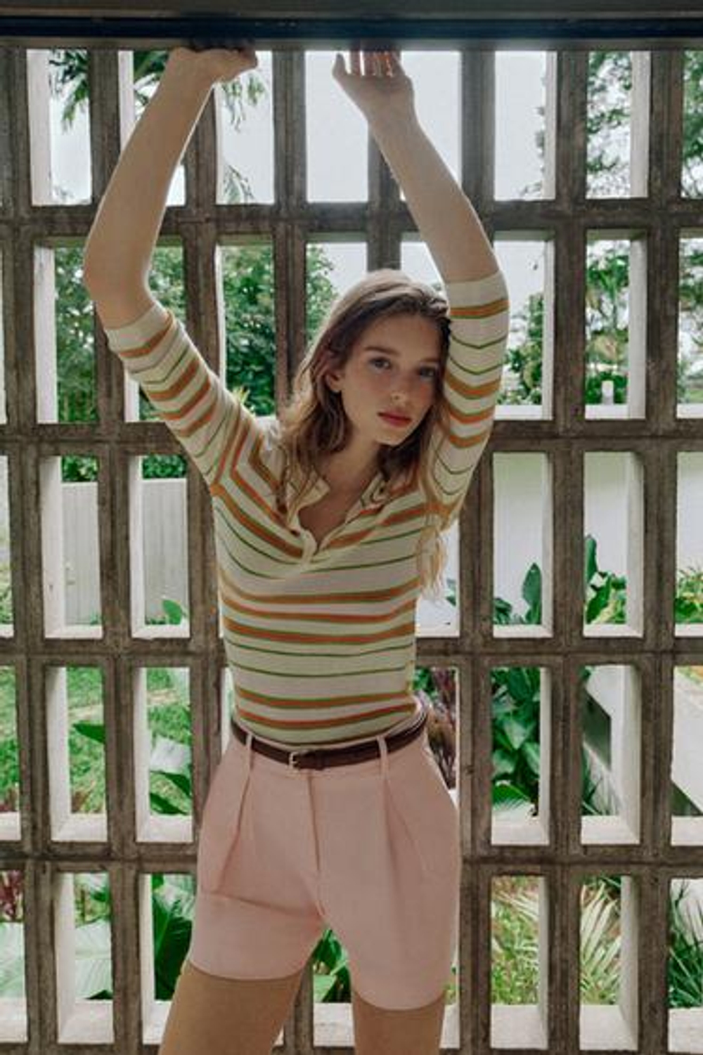 ZARA ШОРТЫ-БЕРМУДЫ С ВЫСОКОЙ ПОСАДКОЙ И РЕМНЕМ, РОЗОВЫЙ