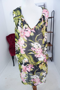 Платье Ostin легкое для летних свиданий, визуально на 48 размер