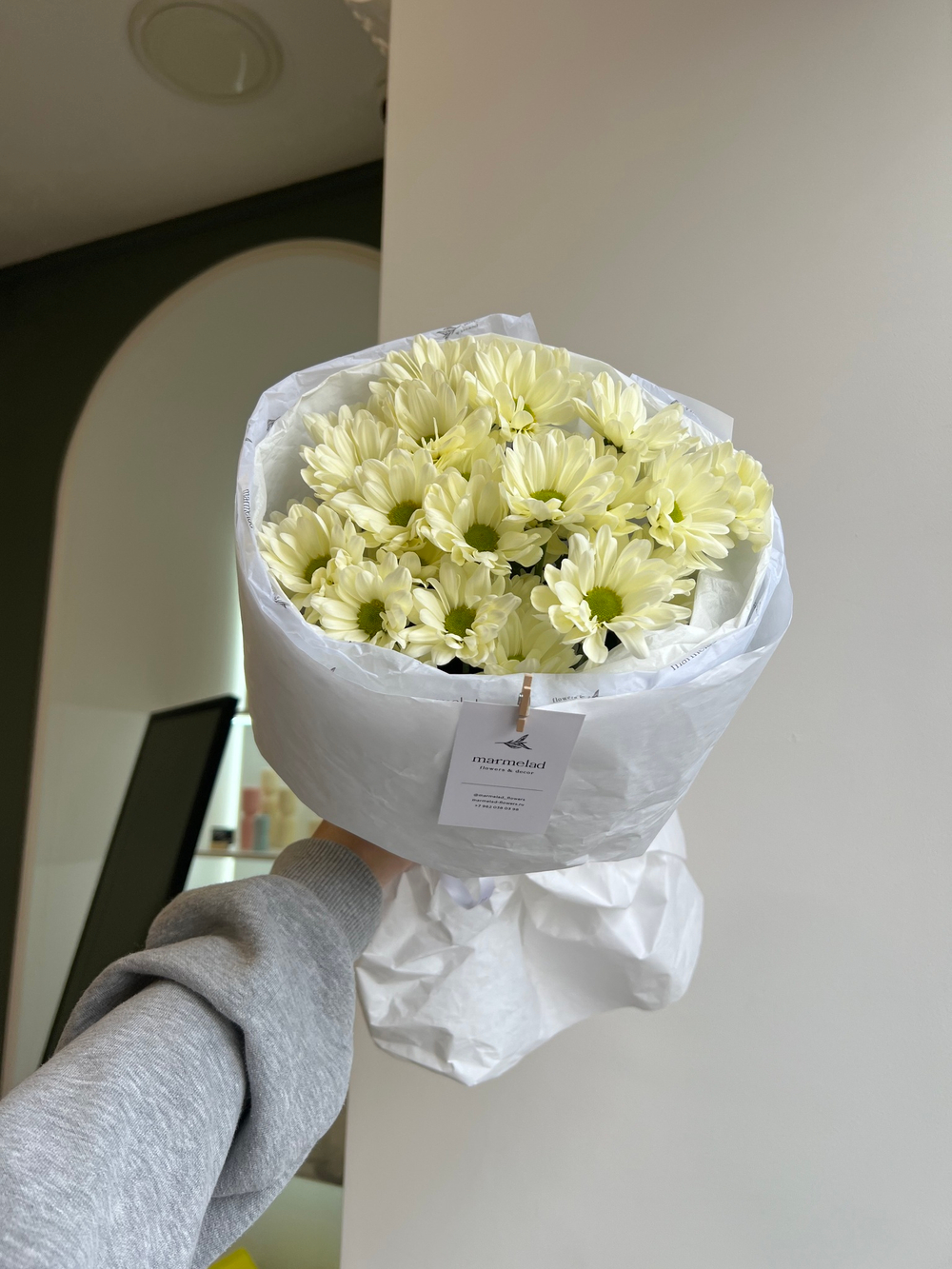 Букет из хризантемы в кремовом оттенке