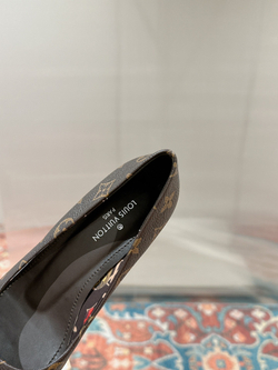 Louis Vuitton Pump (4 colors)