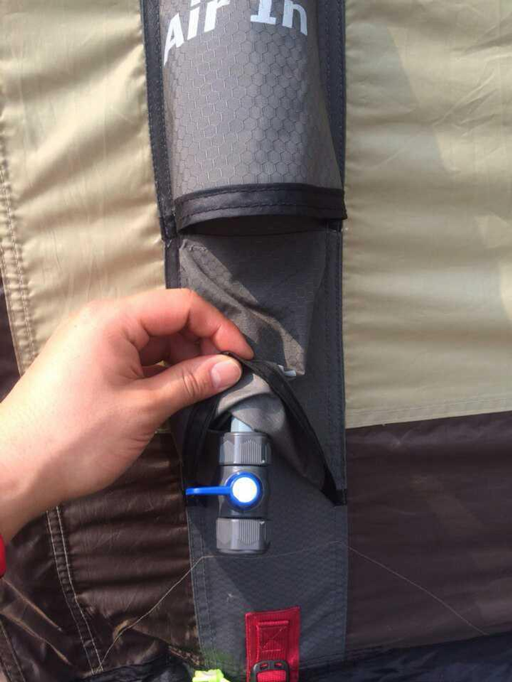 Палатка Maverick Aero Space с надувным каркасом