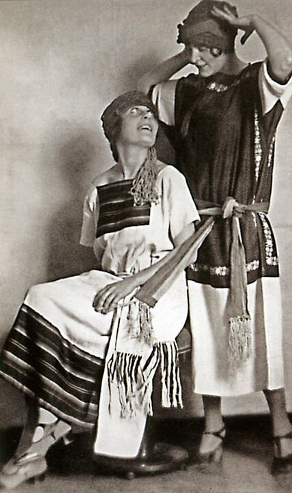 22.04 лекция: Надежда Ламанова. Красота по-советски и бусы из гороха