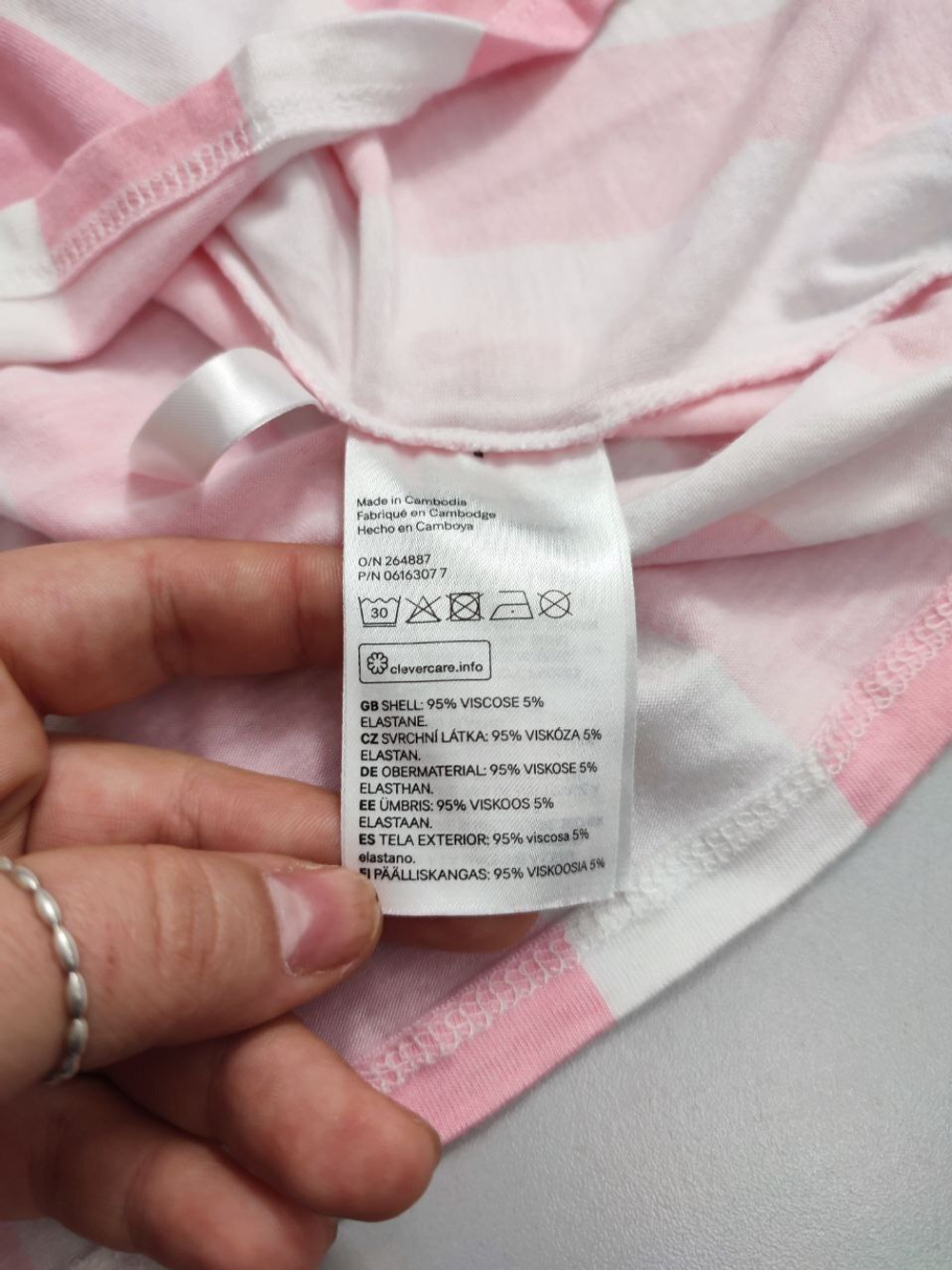 Платье H&M красивое на 4-6 лет