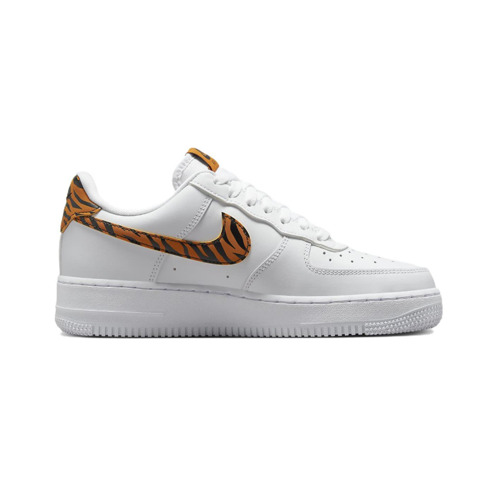 Nike white tiger outlet