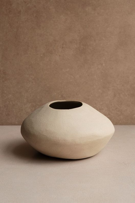 Ваза small sand / Darika Ceramics