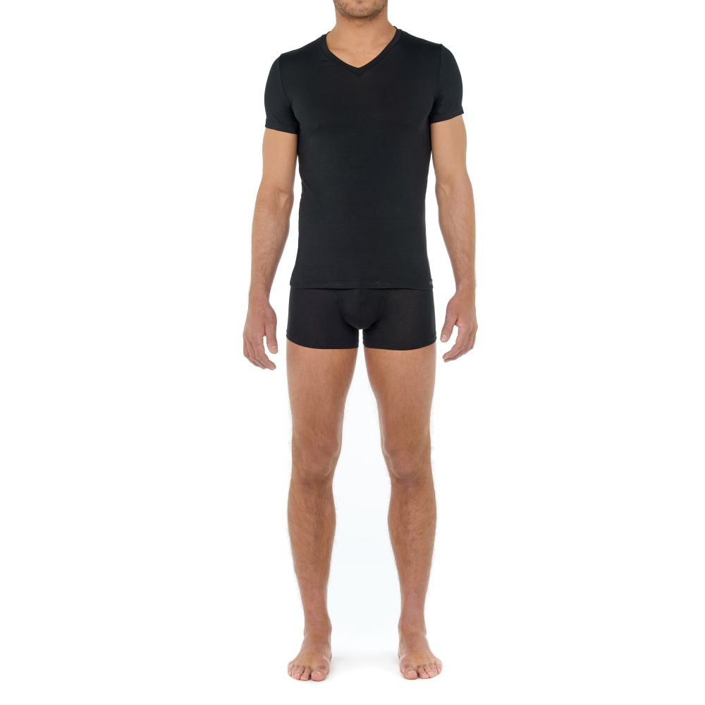 Мужская футболка черная HOM TENCEL SOFT Tee-Shirt V Neck 402466_400004
