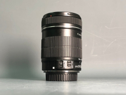 Canon EF-S 18-135mm f/3.5-5.6 IS