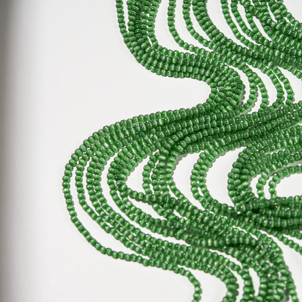 Изумрудный селенит (имитация), 2,3мм, шар