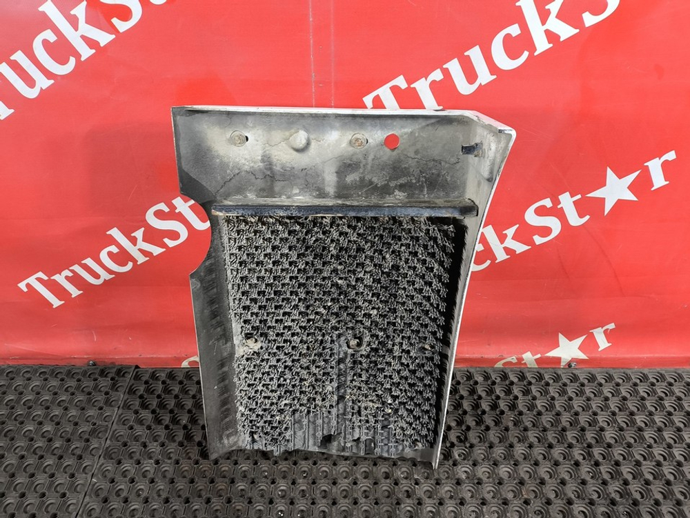 Крыло переднее левое задняя часть 2020г.