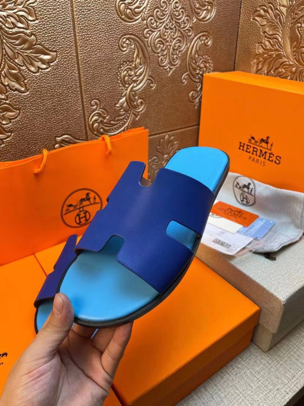 Шлёпанцы Hermes