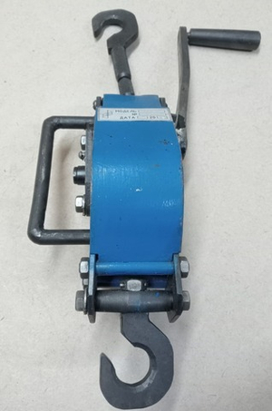 Лебедка автомобильная ЛА-016