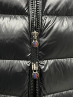Пуховик Moncler