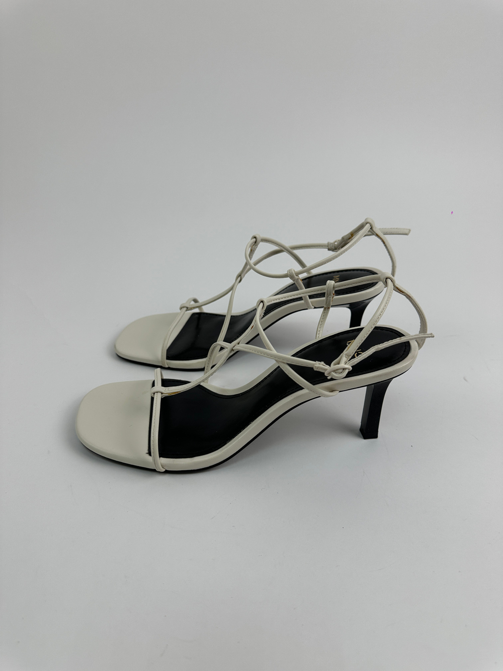 Босоножки Mango