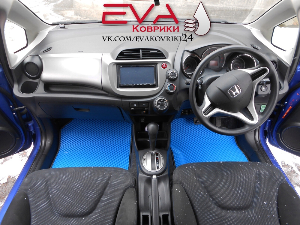 Honda Fit 2 поколение GE (10.2007 - 08.2013) HYBRID
