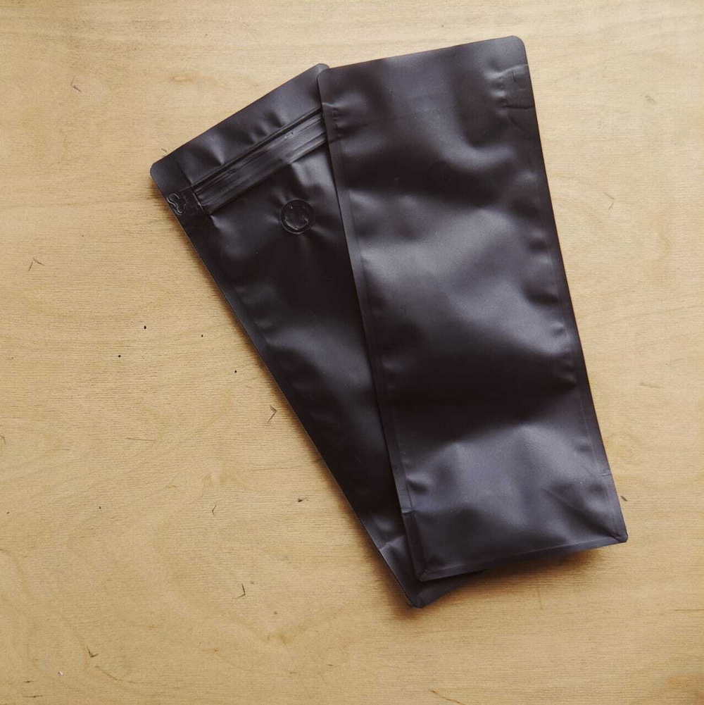 Пакет для кофе 0,5 кг (Квадропак — чёрный)