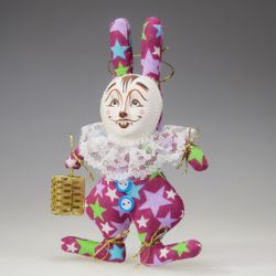 Ёлочная игрушка Кролик с подарком