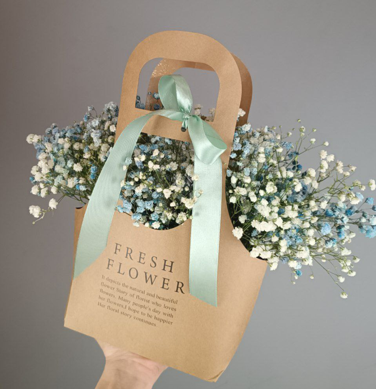 Композиция "Минимализм с гипсофилой"