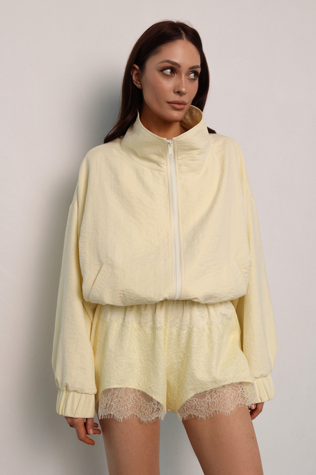 Комплект бельевой с кружевом лимонный