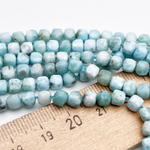 Ларимар бусины, куб с огранкой, размер около 4,5-4,7 мм, цена за 20-21 шт (1/4 нити)