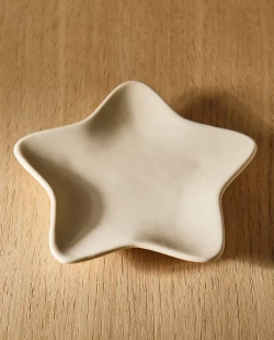 ZARA HOME ДЕТСКАЯ МЫЛЬНИЦА "ЗВЕЗДА", КРЕМОВЫЙ