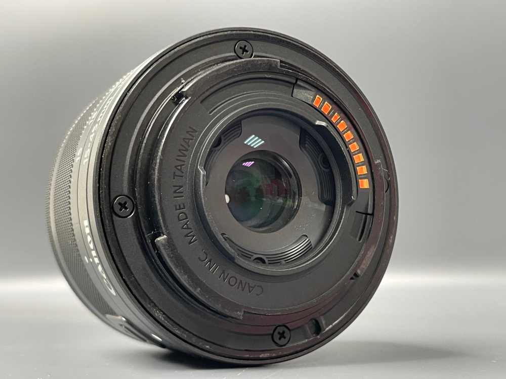 Canon EOS M50 Mark II + kit 15-45mm 1:3.5-6.3 IS STM 1.000 кадров
