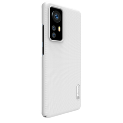 Жесткий тонкий чехол от Nillkin белого цвета для смартфона Xiaomi Mi 12, 12X и 12S, серия Super Frosted Shield