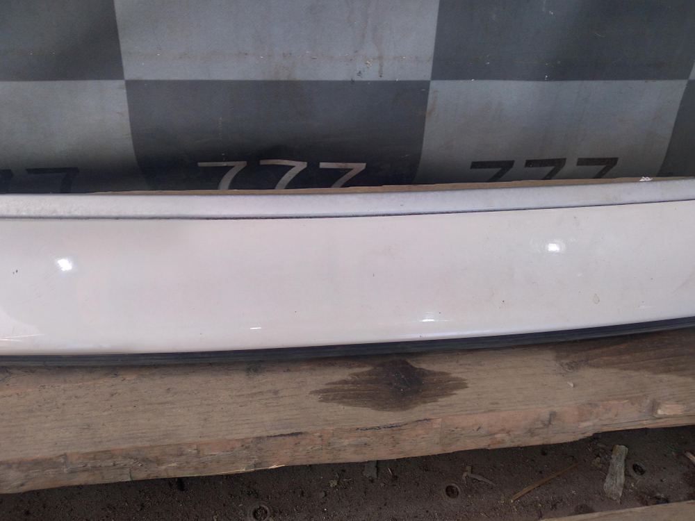 Обтекатель лобового стекла Mercedes E (C238)  Б/У Оригинал A2387700100