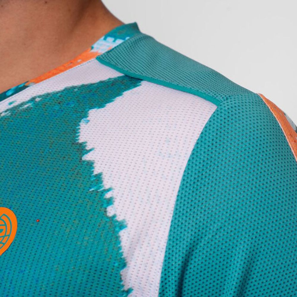 Футболка мужская Melbourne 2025 с V-образным вырезом