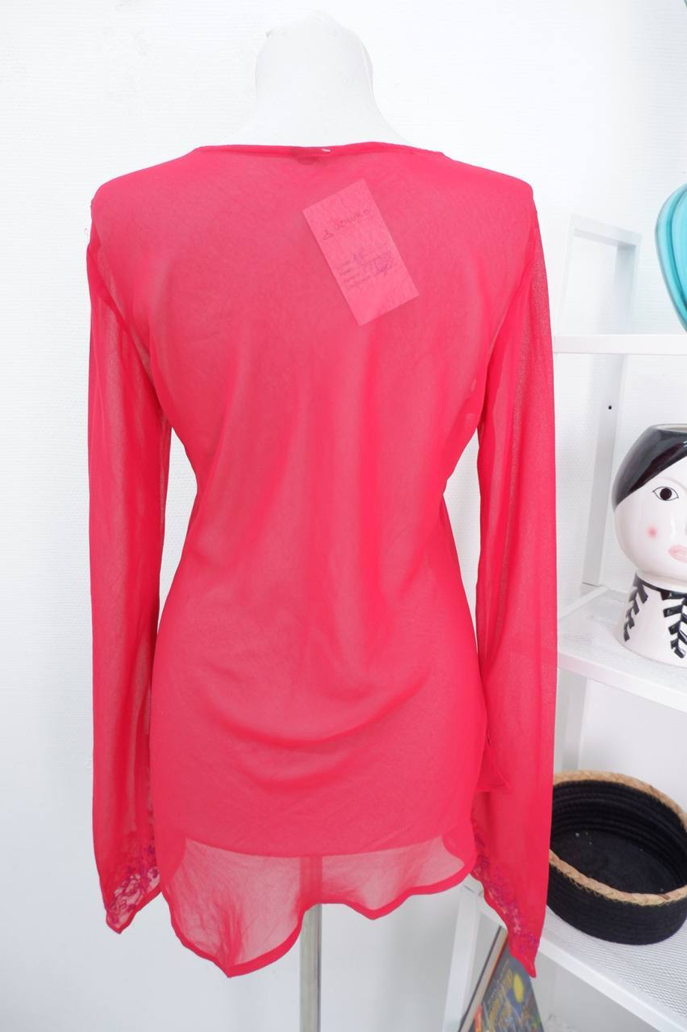 Блуза красная полупрозрачная 46 размер