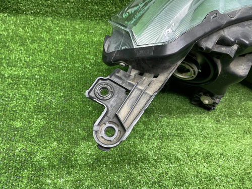 Фара левая Suzuki Vitara 2 (2014-2019) галоген