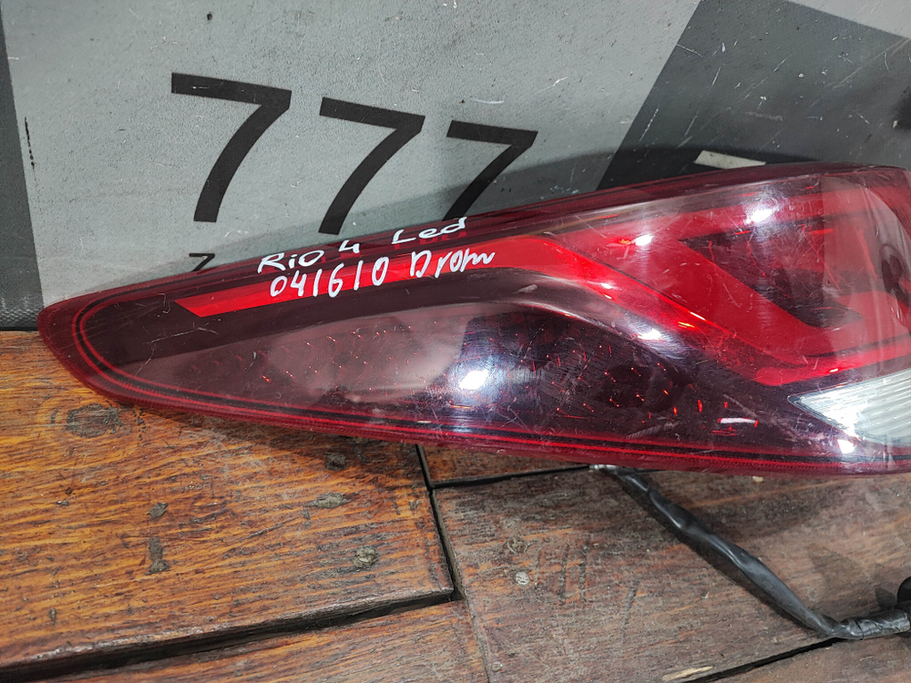 Фонарь задний левый LED Kia Rio 4 (FB) 20-нв Б/У Оригинал 92401H0600