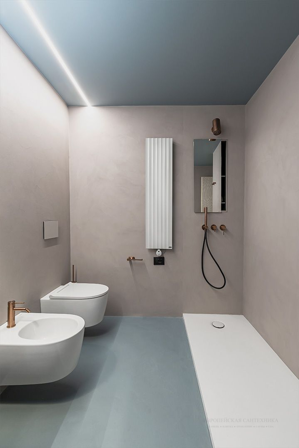 Ручной душ Gessi 316, с шланговым подсоединением и держателем, цвет Brass Brushed PVD
