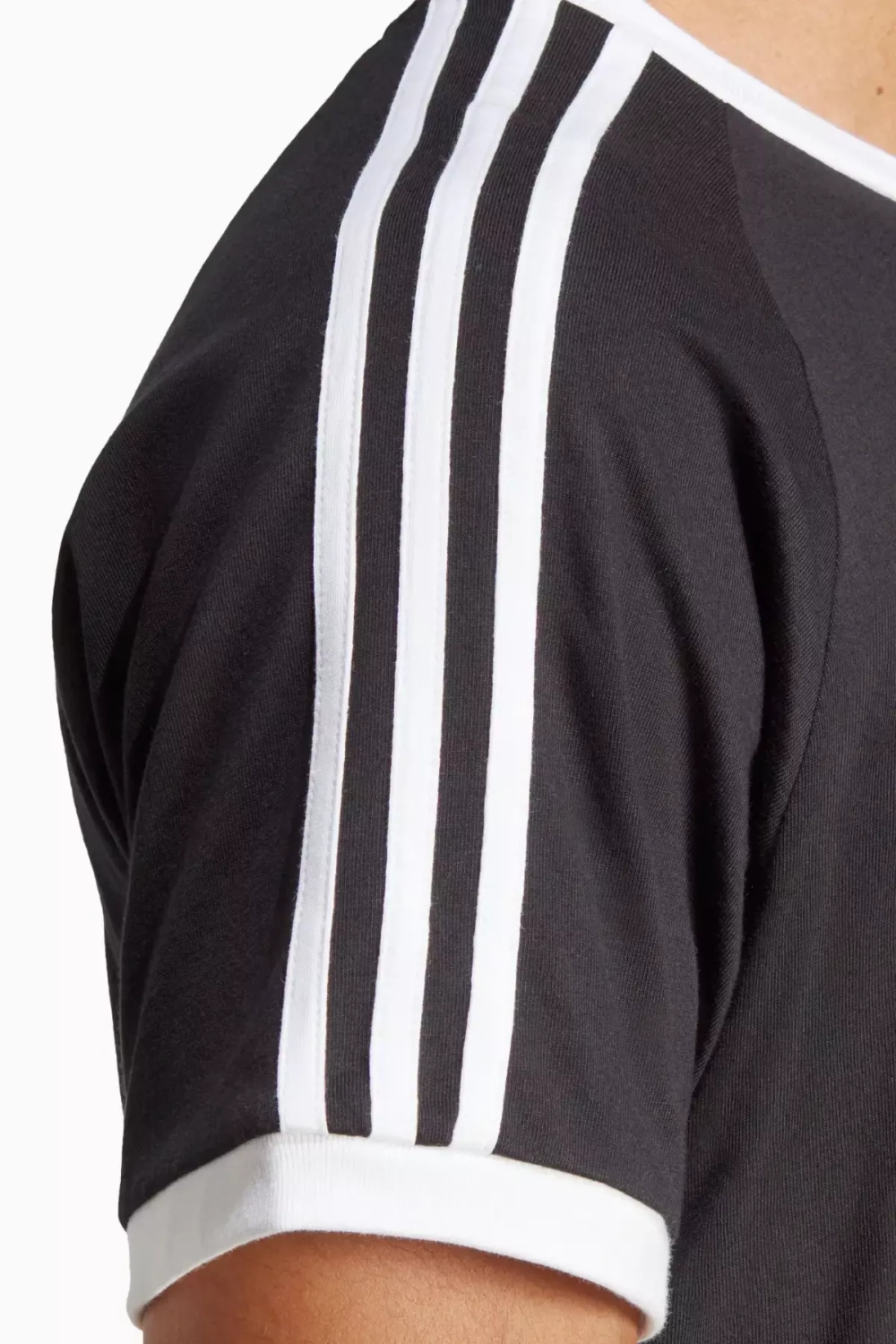 Футболка adidas Adicolor Classics 3-Stripes