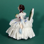 Фарфоровая статуэтка «На балу»