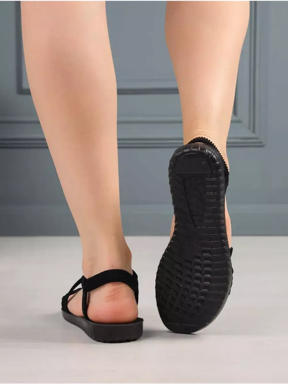 Сандалии летние