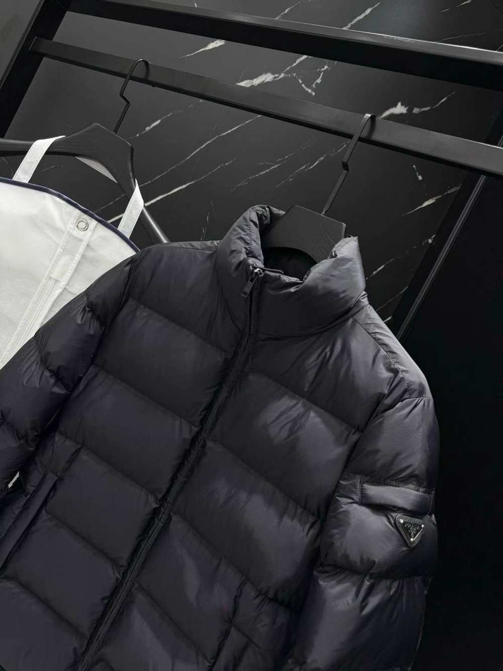 Пуховик Prada