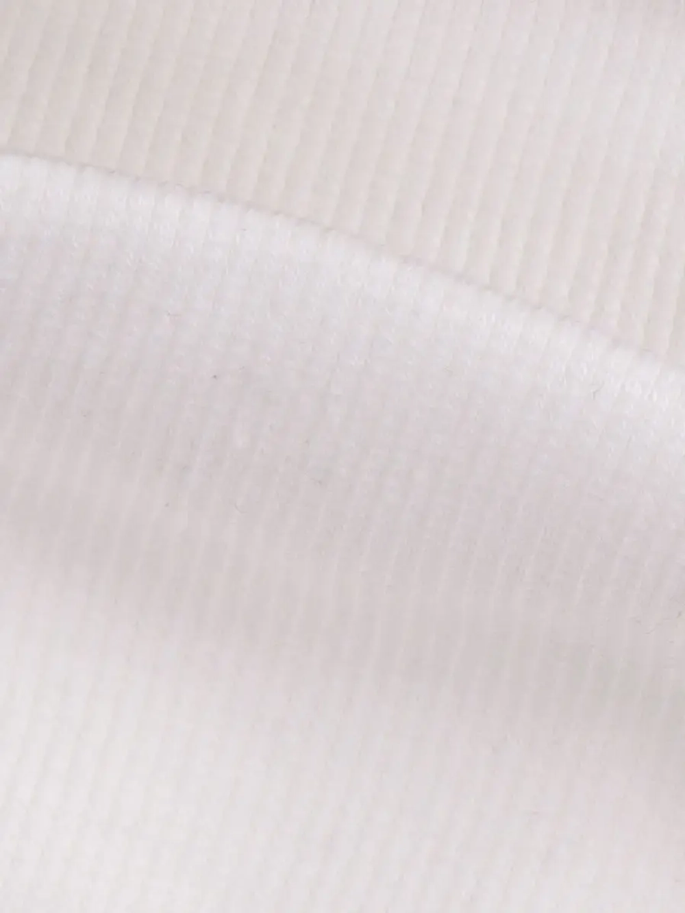 Шапка трикотажная и снуд для детей на осень