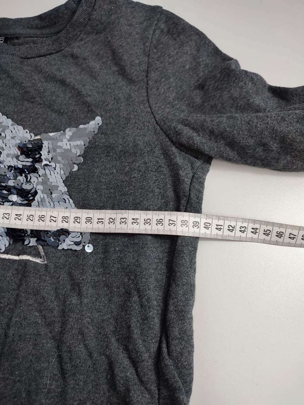 Джемпер Concept Club с пайетками 40/42 размер