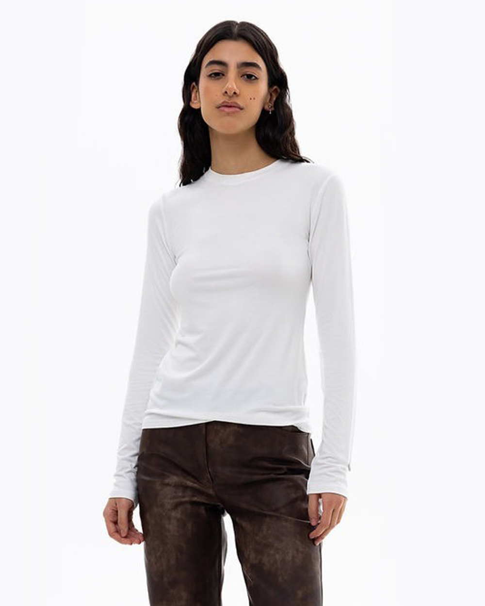 WHITE LONGSLEEVE