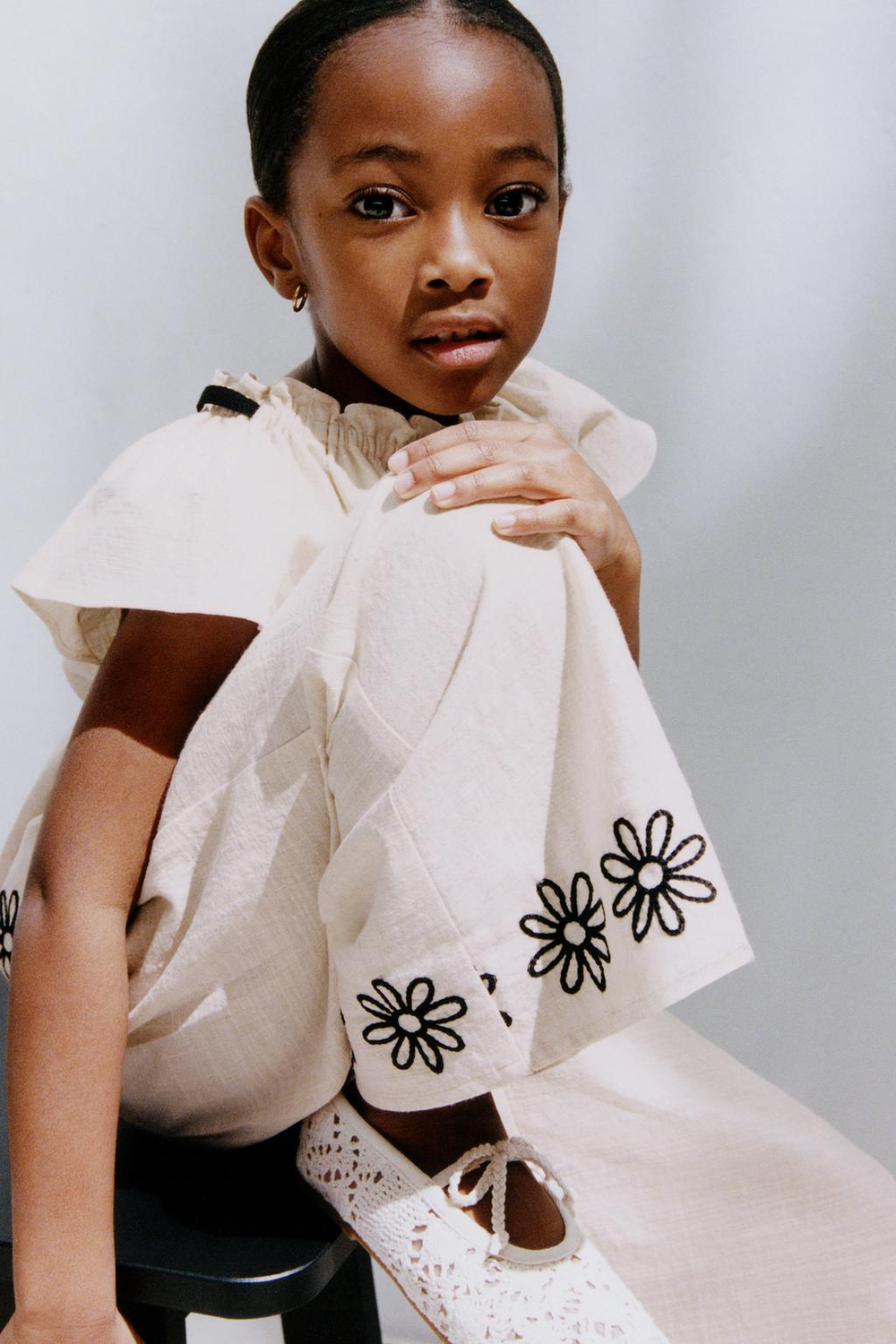 ZARA БРЮКИ-КЮЛОТЫ С ВЫШИВКОЙ, СВЕТЛО-БЕЖЕВЫЙ