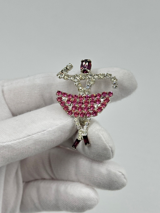 Брошь Балерина