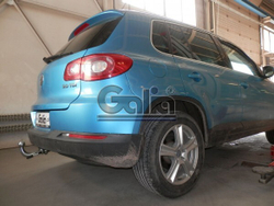 Фаркоп оцинкованный Galia V069A для Volkswagen Tiguan 2007-2016, 2016-, Audi Q3 2011-2018(паспорт и сертификат в комплекте)(без электрики)