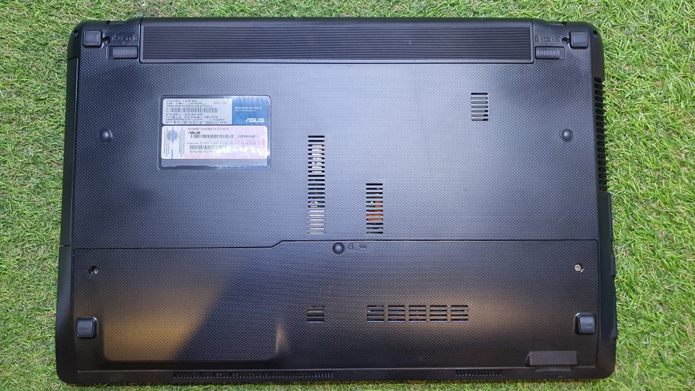 Ноутбук ASUS i3/8Gb/GT 520M 1Gb