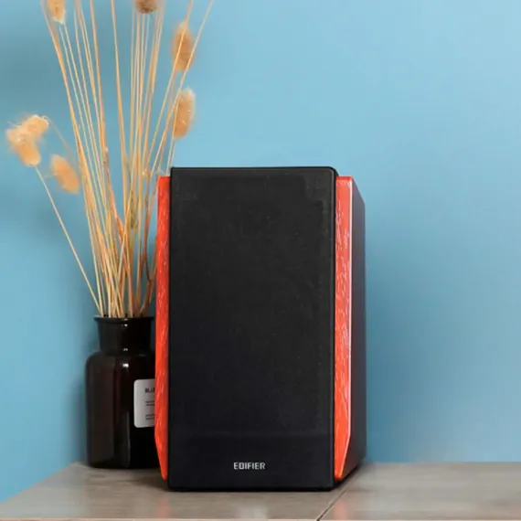 Edifier R1700BTs Brown