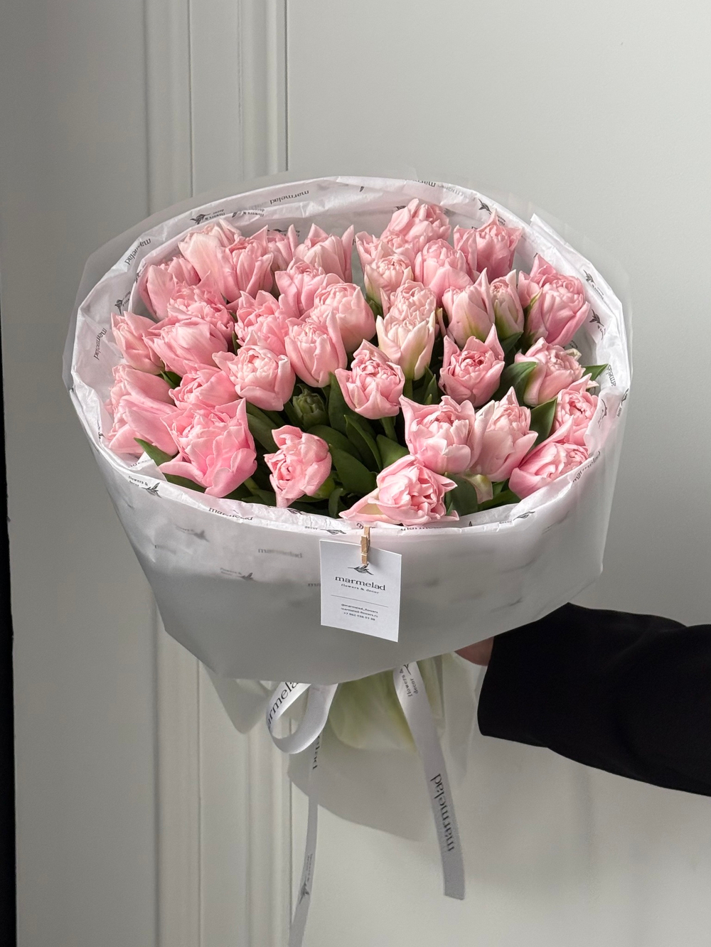 Букет из 35 нежно-розовых пионовидных тюльпанов