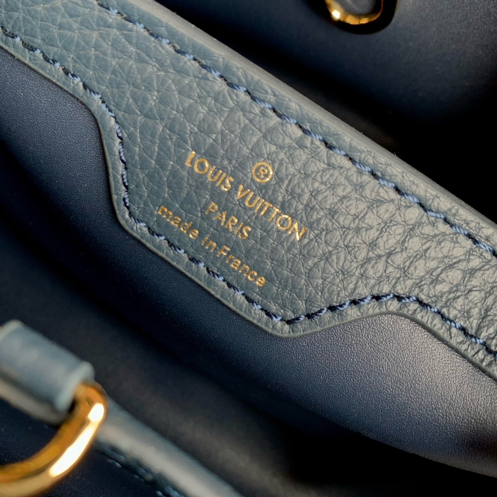Louis Vuitton Capucines BB