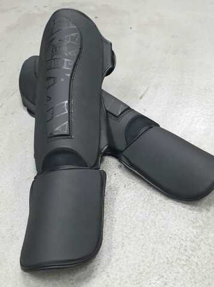 Щитки шингарды LEGENDA Chrom черные