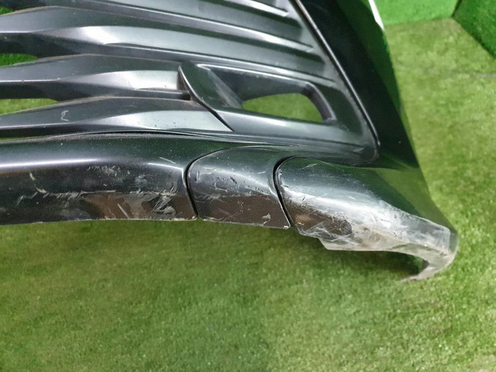 Бампер передний Toyota Camry 8 XV70 (2017-2021)